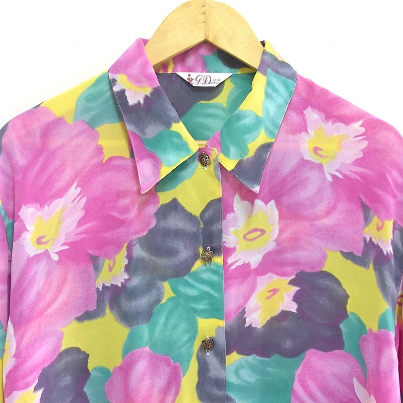 │Slowly│Flower Open - Vintage Shirt │vintage. Retro. Literature - Women's Shirts - Polyester Multicolor