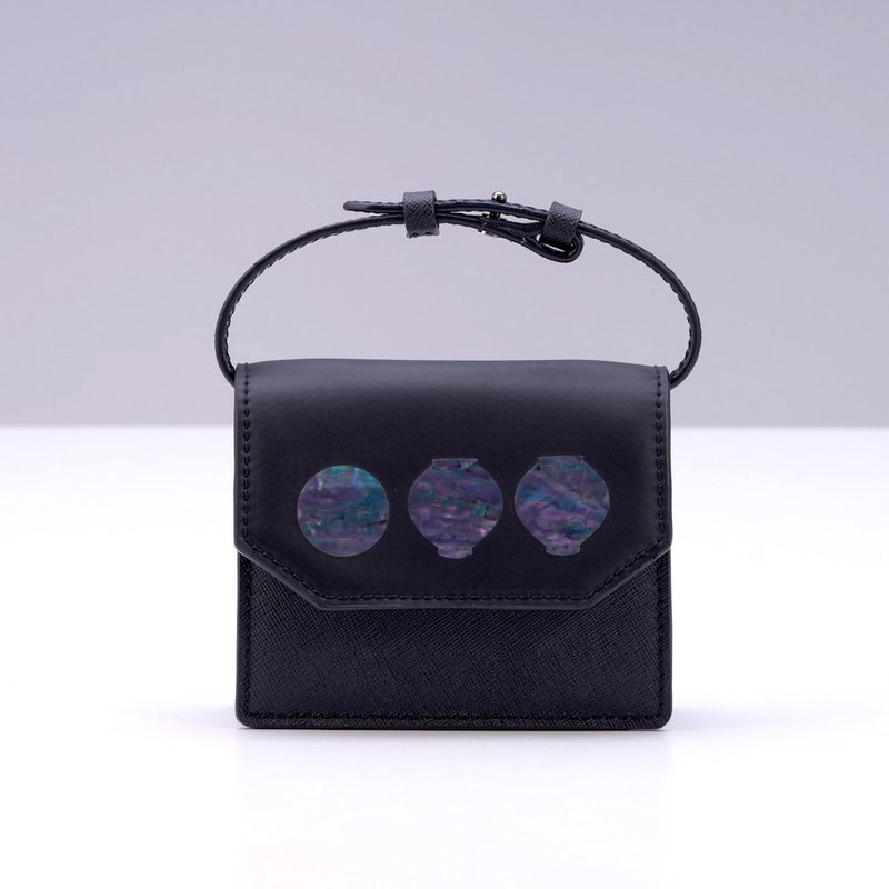 Mother-of-pearl Mini bag Black - 側背包/斜背包 - 真皮 黑色