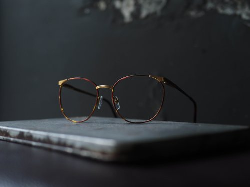 河水山 紅澄琥珀金絲壓紋方型框彈簧鏡腳眼鏡 金框古董眼鏡Japan/glasses