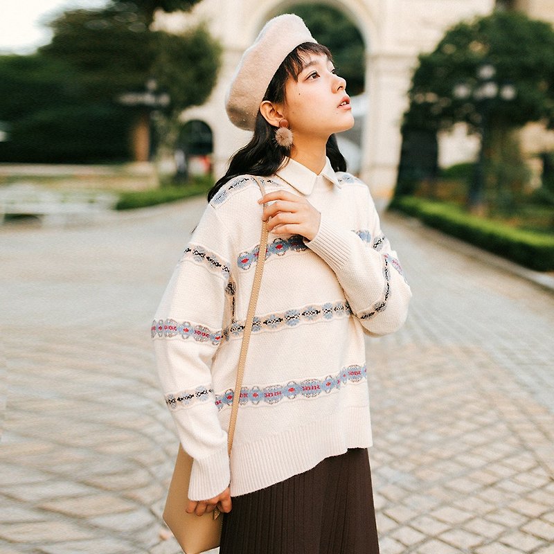 2018 autumn and winter ladies new horizontal bar crochet round neck sweater - สเวตเตอร์ผู้หญิง - วัสดุอื่นๆ สีกากี