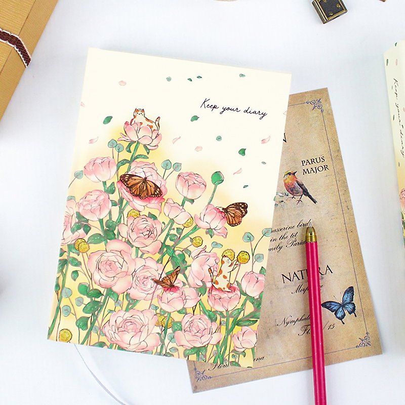 Chuyu B6/32K Diary/Notebook/Record/Notebook/Boxed/With Key-Flower Blossom Butterfly Dance - สมุดบันทึก/สมุดปฏิทิน - กระดาษ สีส้ม
