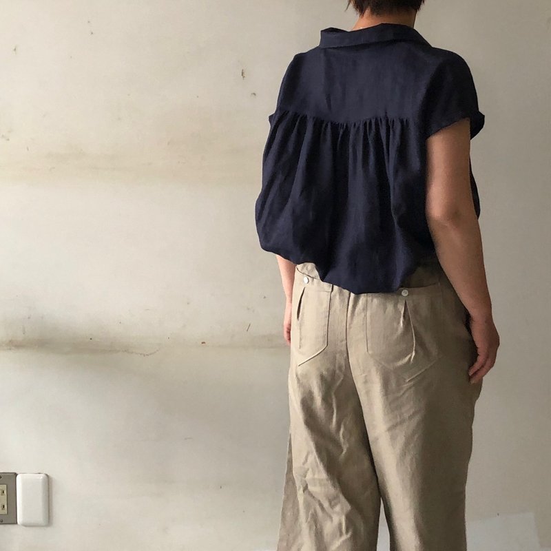 今夏NEW　シェルボタン　ブラウス frech linen - 女襯衫 - 棉．麻 