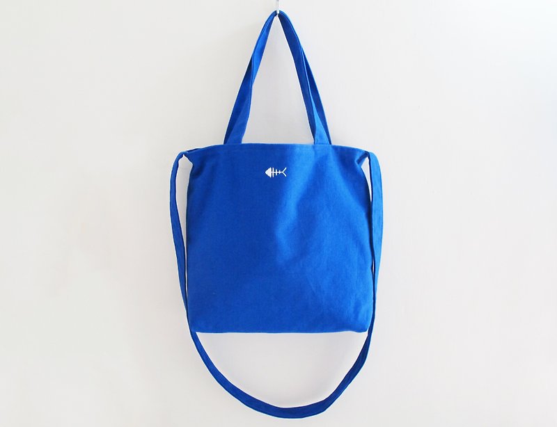 [Fishbone] Hand-held shoulder bag (double-sided usable) / side backpack, cross-body bag, embroidered eco-friendly bag - กระเป๋าแมสเซนเจอร์ - วัสดุอื่นๆ สีน้ำเงิน