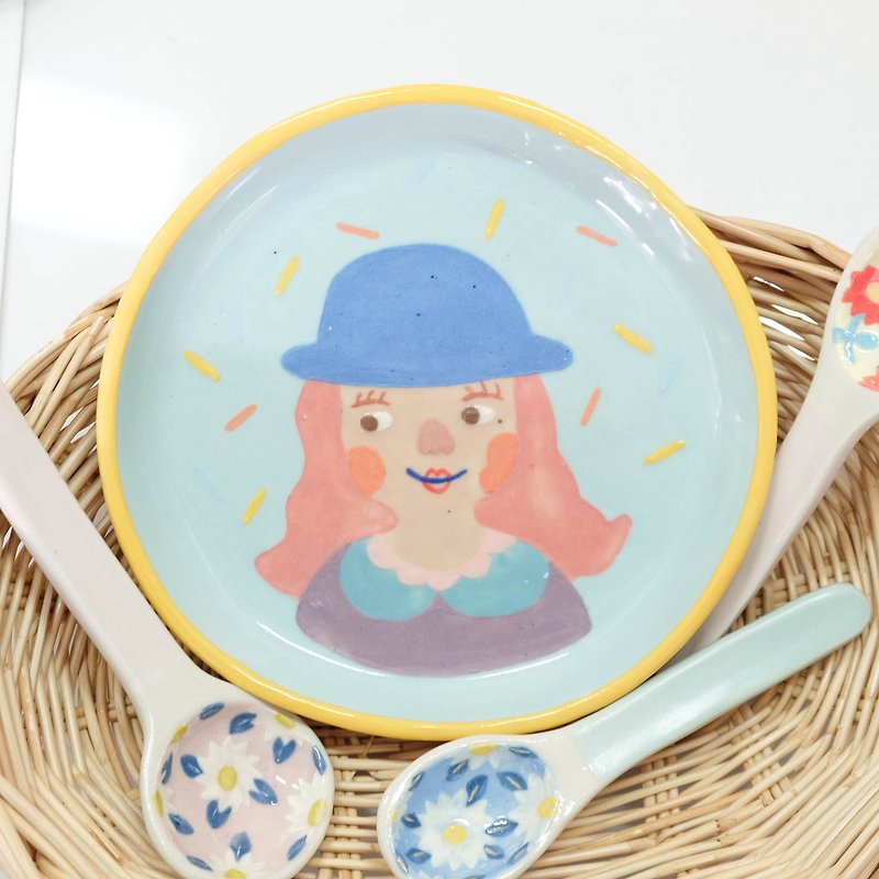 CHARACTER  DISH - Plates & Trays - Pottery Multicolor