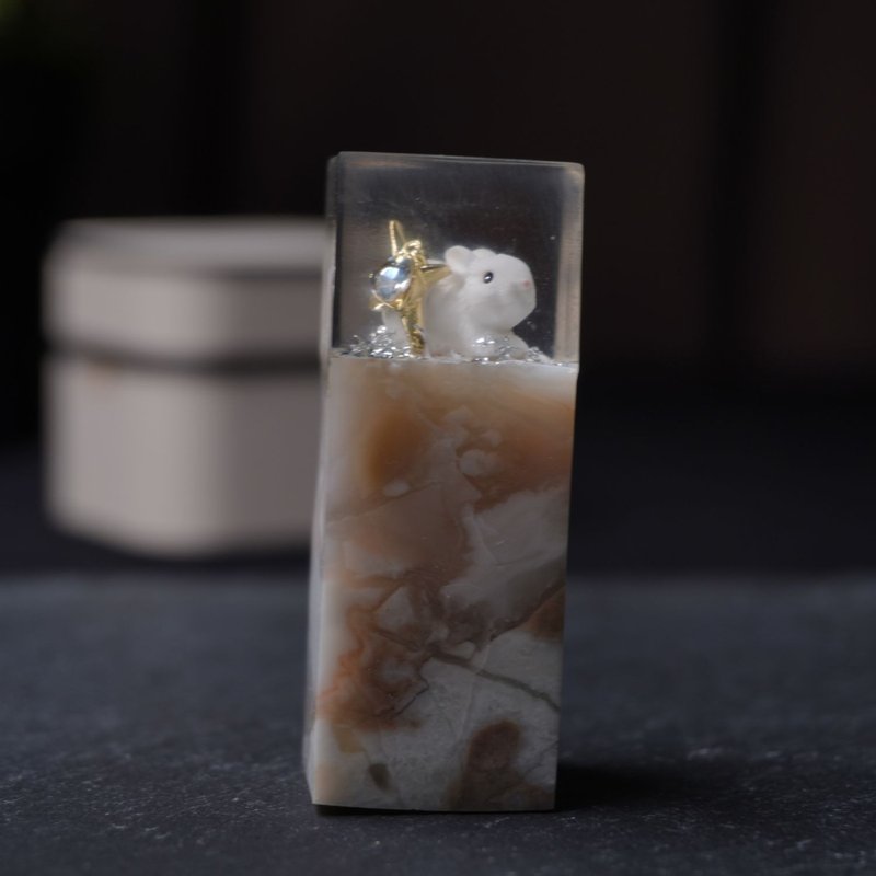 客製化手工印章-|鑽心白兔樹酯印章2x 2CM|篆刻印章 - 印章/印台 - 石頭 