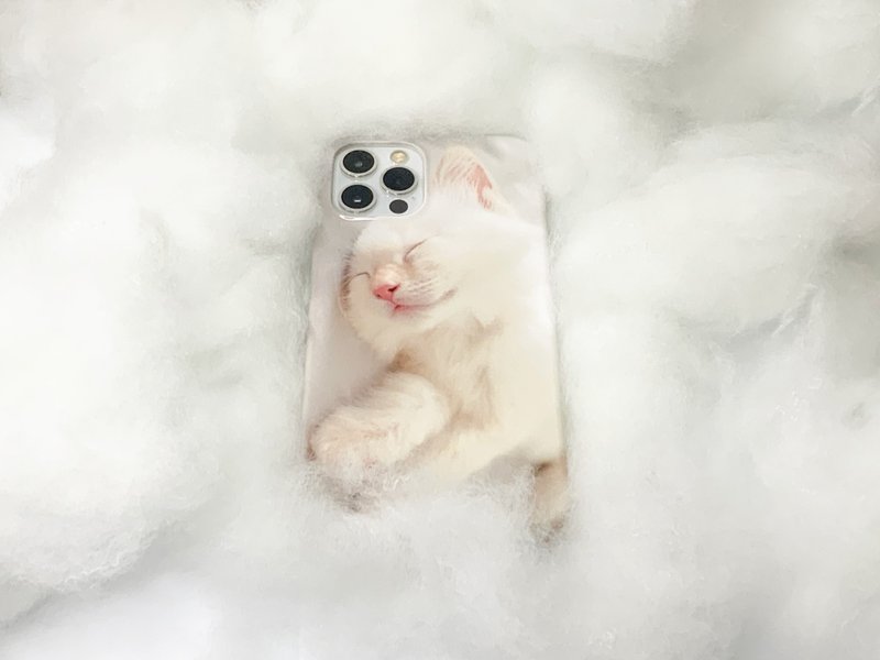 sleeping kitten case - เคส/ซองมือถือ - พลาสติก หลากหลายสี