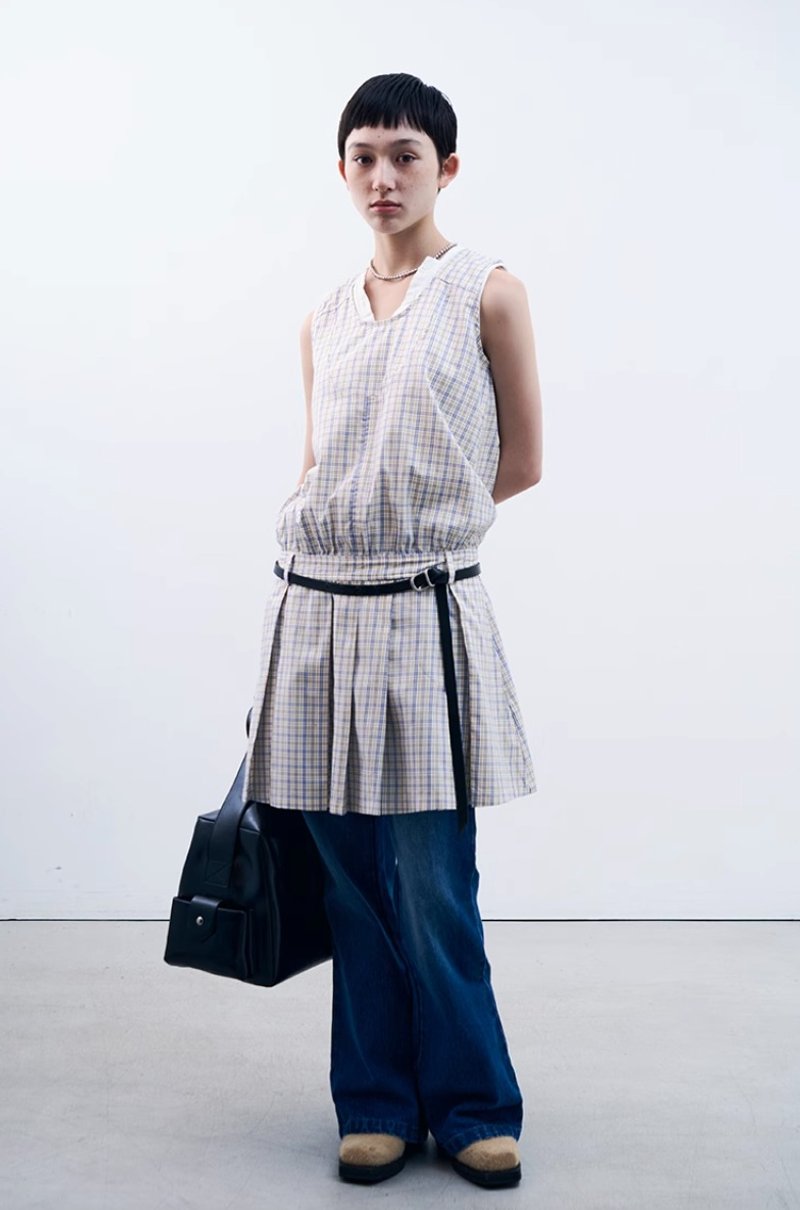 Japanese retro plaid pleated sleeveless dress - ชุดเดรส - วัสดุอื่นๆ สีน้ำเงิน