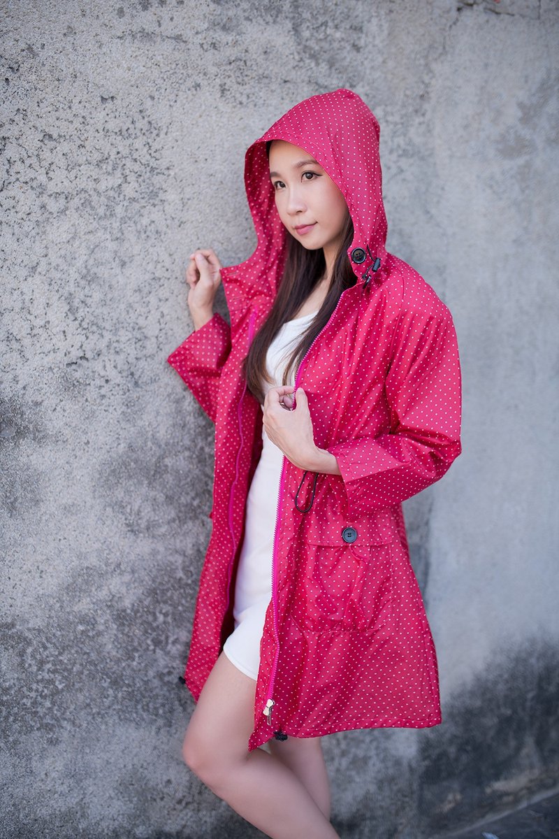 unni魅力之心防水風衣 雨衣 raincoat 雨風衣 防風 防撥水 風衣 - 女大衣/外套 - 防水材質 紅色