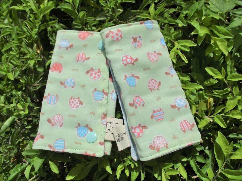 Cute mini turtles (green, pink) / 2 into (one pair): Japanese six-sided yarn hand strap sling baby bibs bibs. - Bibs - Cotton & Hemp Green