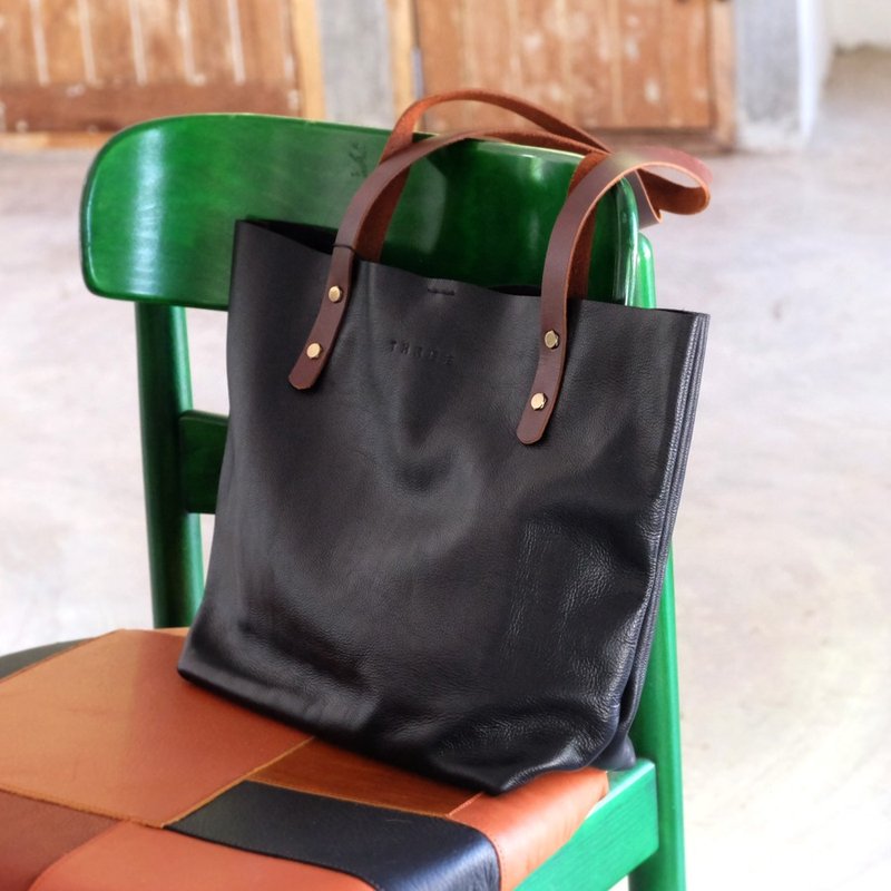 Classic Black Leather Tote Bag / Simple Horizontal Black Tote - 側背包/斜背包 - 真皮 黑色