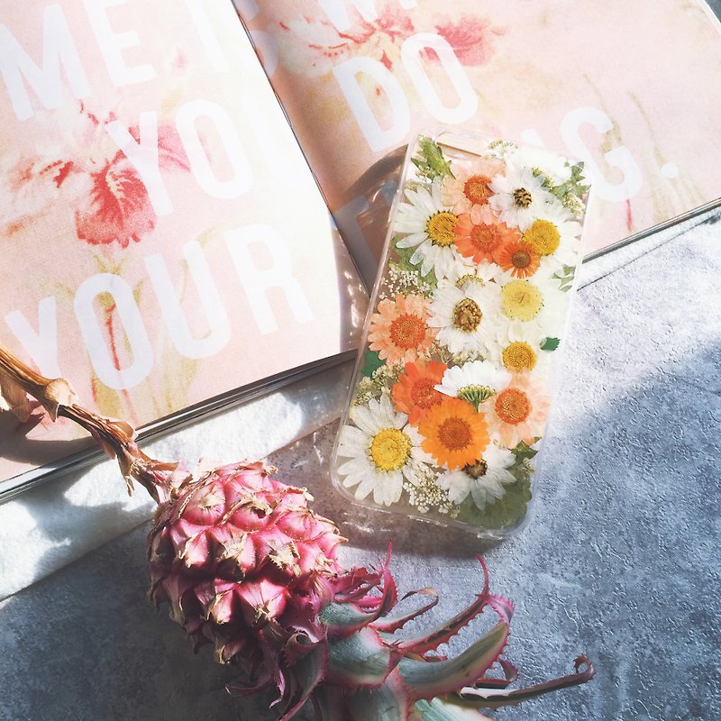 |Souvenirs|Original pure hand summer end flower iPhone Xr mobile phone shell all-inclusive hard bottom soft edge - Phone Cases - Plants & Flowers Orange