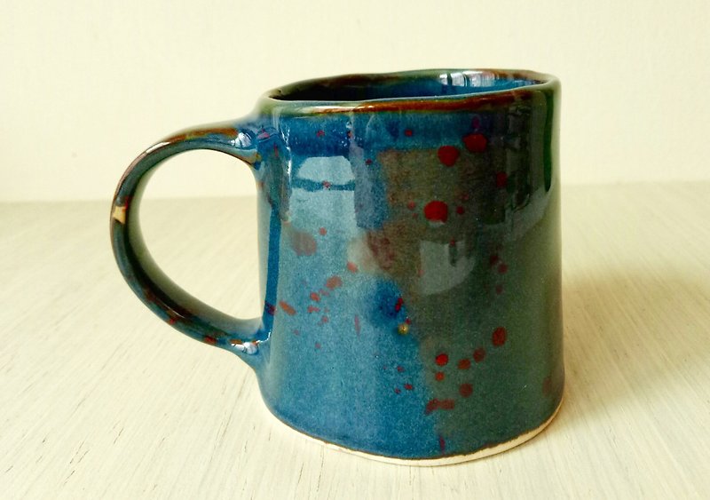 Cobalt blue red dot pottery cup - แก้วมัค/แก้วกาแฟ - ดินเผา สีน้ำเงิน
