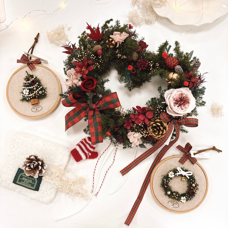 [Christmas Course] Cedar Christmas Wreath Course Experience Christmas with yuflorist - จัดดอกไม้/ต้นไม้ - พืช/ดอกไม้ 