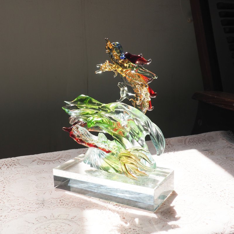 [Customized gift] Longteng Sihai glass glazed dragon ornament crystal base hardcover box - Items for Display - Glass 