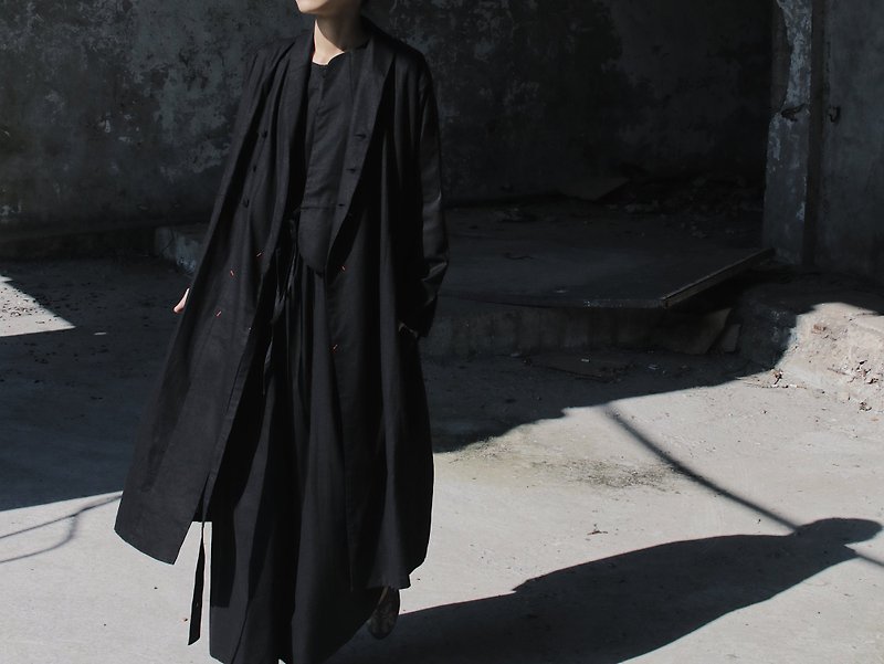 Neutral Long cotton Linen coat dress - ชุดเดรส - ผ้าฝ้าย/ผ้าลินิน สีดำ
