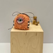 ⑪Julia Golub様 mini cyclops ひとつめちゃん mini&mini-mini cyclops販売のご案内 | risubaco