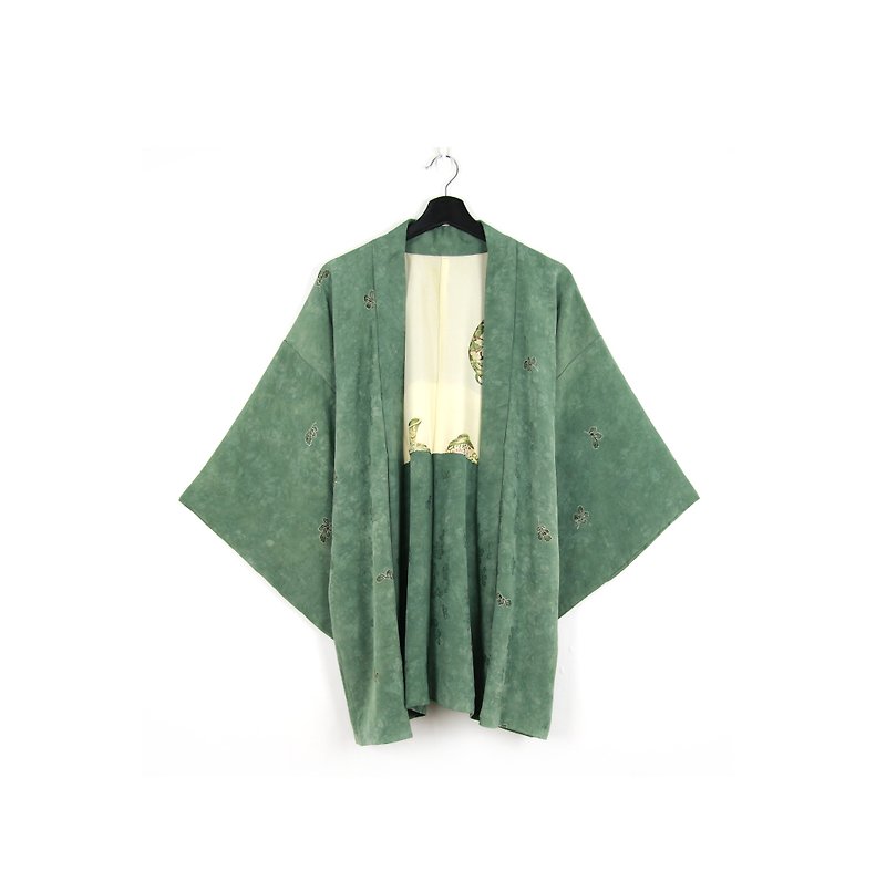Back to Green-Japan brought back feather weaving celadon green leaf semi-stereo embossing/vintage kimono - เสื้อแจ็คเก็ต - ผ้าไหม 