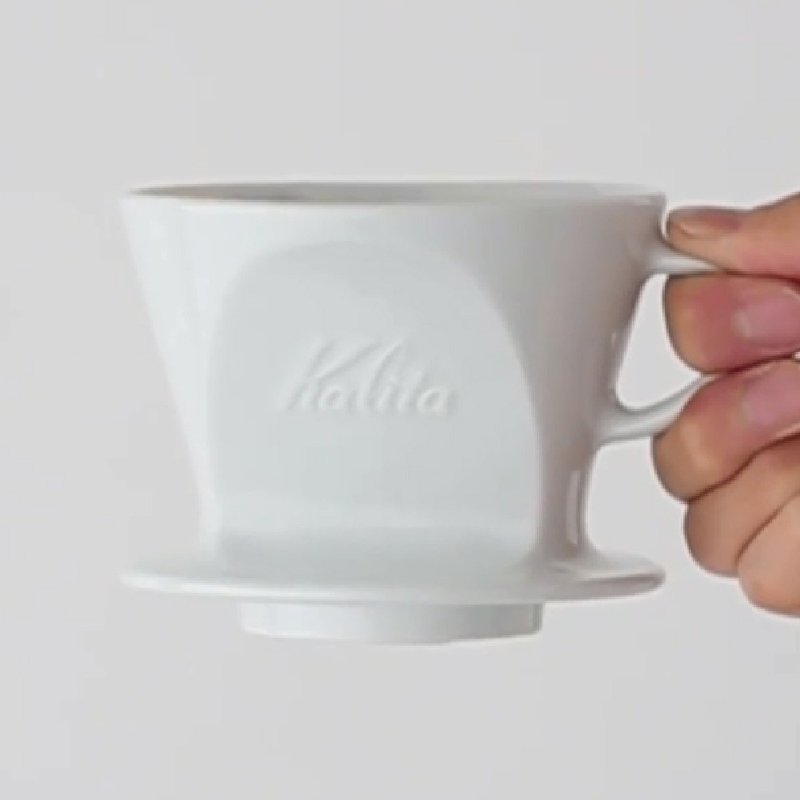 【Japan】Kalita│102 series traditional ceramic three-hole filter cup (simple white) - อื่นๆ - ดินเผา ขาว