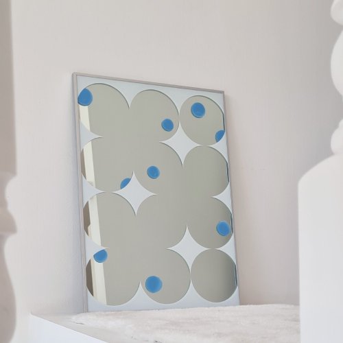 ROOM 1120 ★ 青いリンゴが彩る まる型ミラー(A3サイズ） 鏡 - 青いリンゴの円/ A3 (30cm x 42.5cm) - ショップ ROOM 1120
