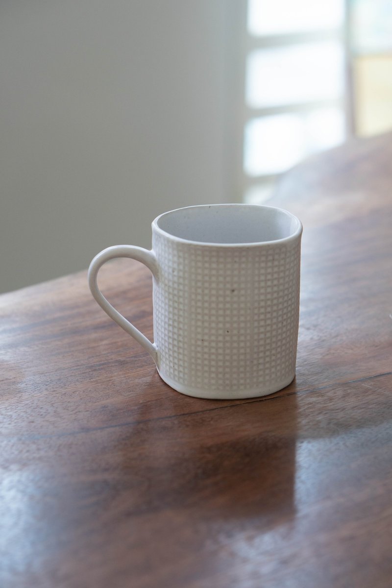 Square pattern slab coffee mug - แก้วมัค/แก้วกาแฟ - ดินเผา ขาว