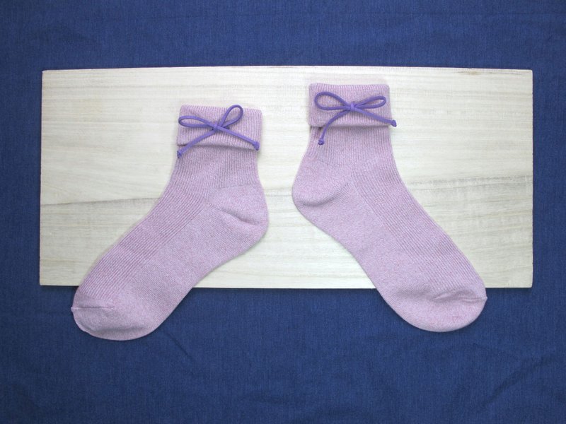 Folding Socks/文青款綁繩中統襪/香檳粉紫/接單訂製 - 襪子 - 棉．麻 紫色