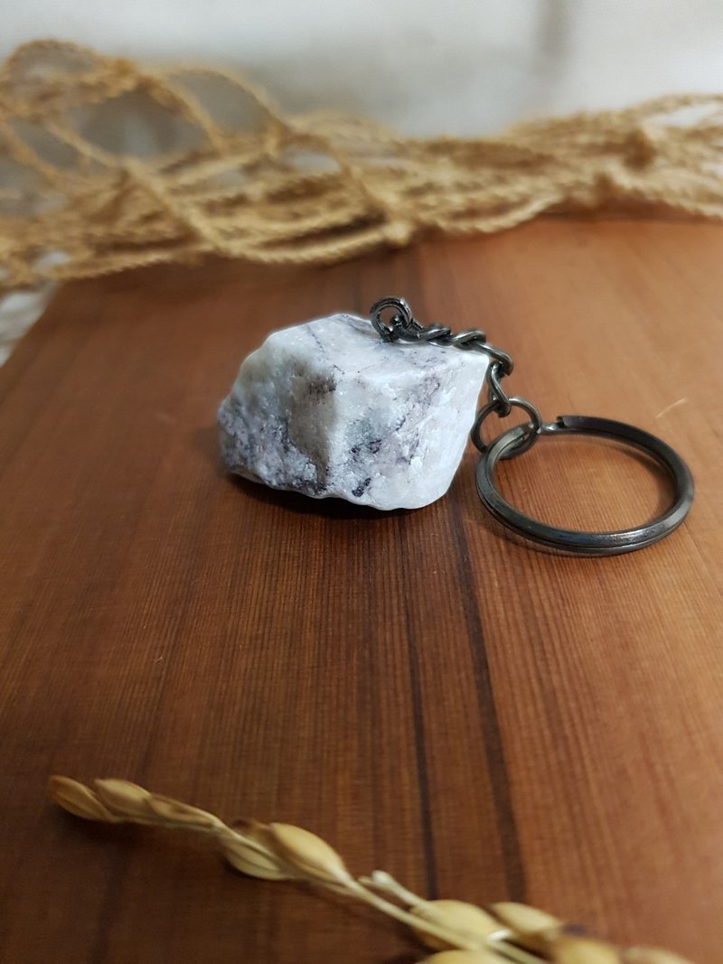 Stone Sui-Equinox White Marble Keyring Keychain Charm Pendant - Keychains - Stone White