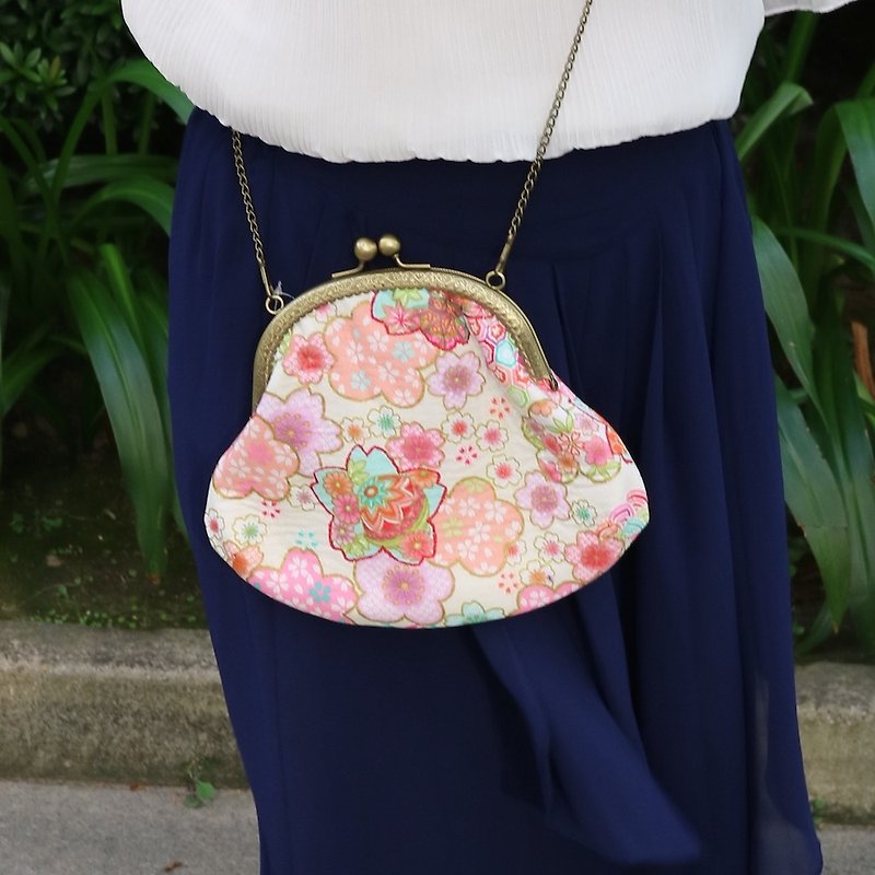 Japanese Flower Cross Body Bag | Girlskioku~* - กระเป๋าแมสเซนเจอร์ - ผ้าฝ้าย/ผ้าลินิน สึชมพู