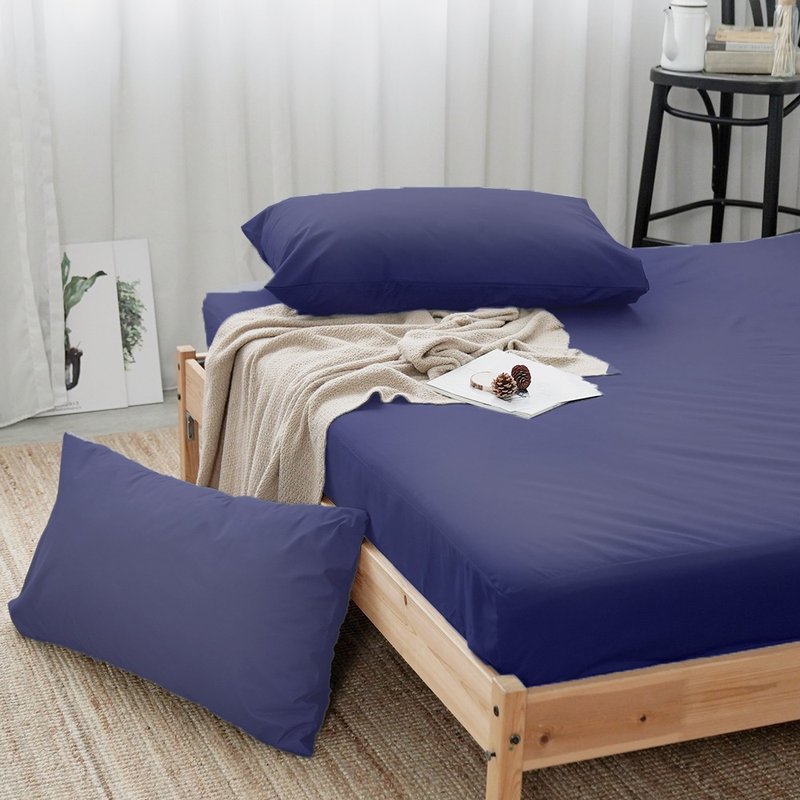 Wenqing plain TPU waterproof and anti-slip cleaning pad-Made in Taiwan/Deep Blue - Bedding - Polyester Multicolor