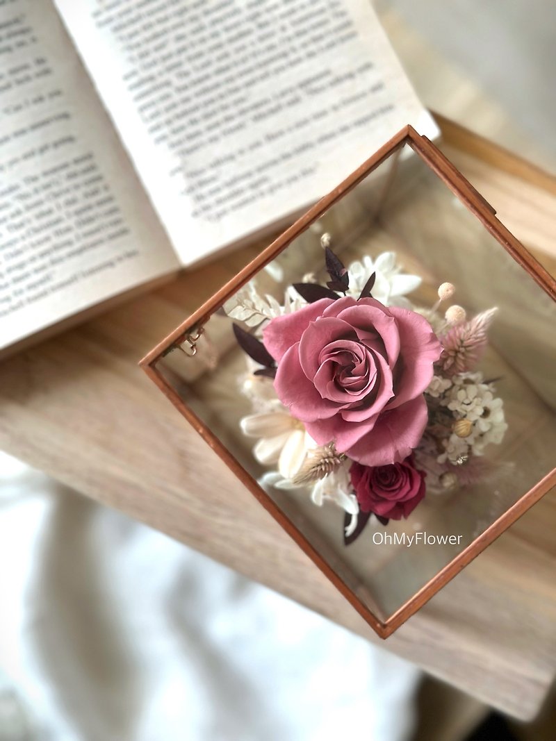 遇見愛 永生花玻璃盒 方形玻璃盒 玫瑰金 情人禮物 居家擺飾 - 乾花/永生花 - 植物．花 粉紅色