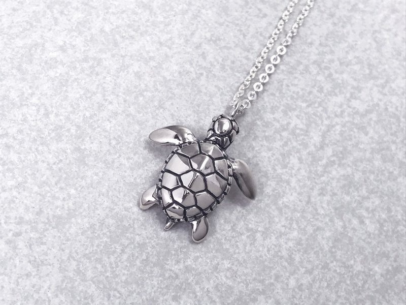 Turtle-Sterling Silver Necklace - สร้อยคอ - เงินแท้ สีเงิน