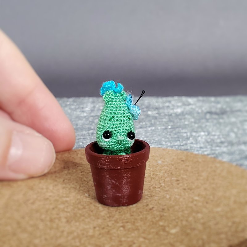 Extremely micro bulb flower in pot. Dollhouse miniature. Home decor. Microtoysby - Stuffed Dolls & Figurines - Cotton & Hemp Green