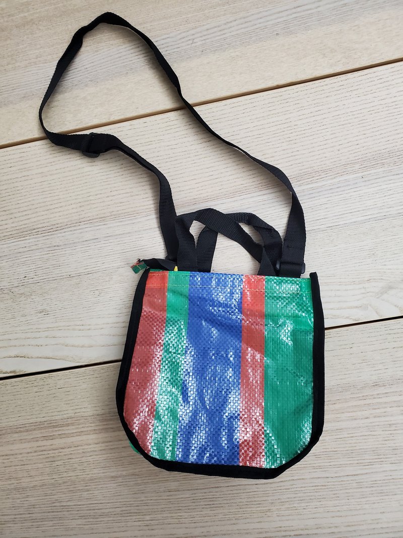 有禮貌穿搭 復古帆布  handmade 手提包 側背包 - 手提包/手提袋 - 防水材質 多色