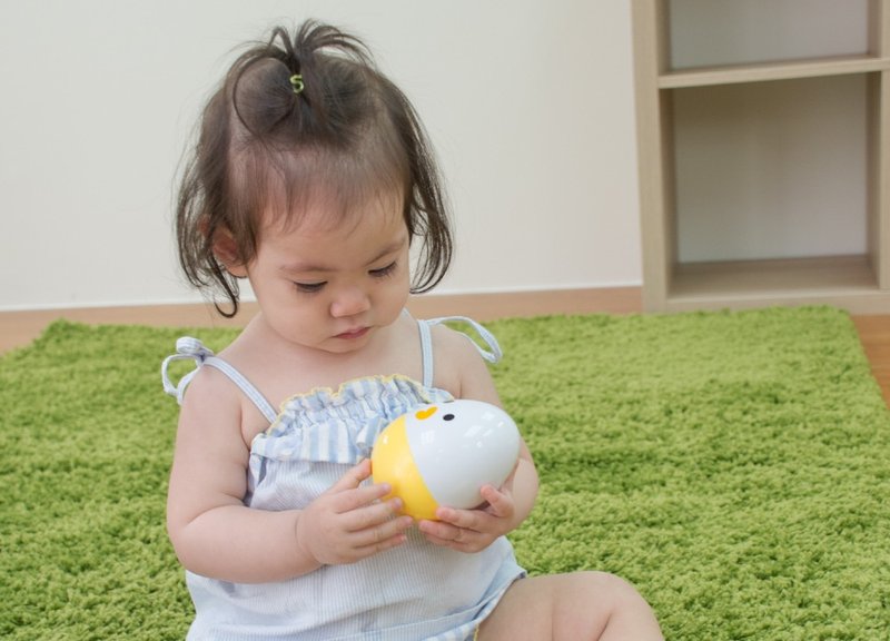 [Baby Gift] Eggs that don’t fall over when taking a bath (2 pieces/set) | Soothing toys, full moon gift, Children’s Day gift - ของเล่นเด็ก - พลาสติก สีเหลือง