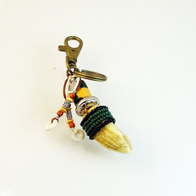 Wild Man Boar Tusk Keyholder (Color Bead Series) - Keychains - Stone 