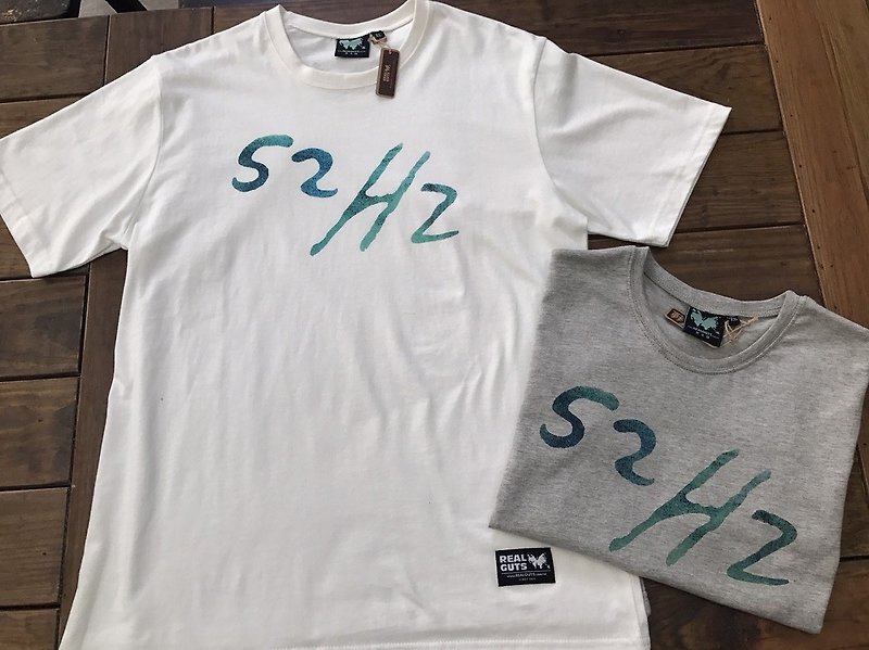 52 Hz love frequency deep sea white short sleeve T-shirt - Other - Cotton & Hemp White