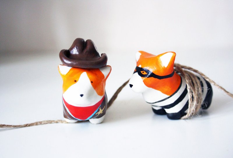 Sheriff Welsh Corgi Figurine - ตุ๊กตา - ดินเหนียว หลากหลายสี