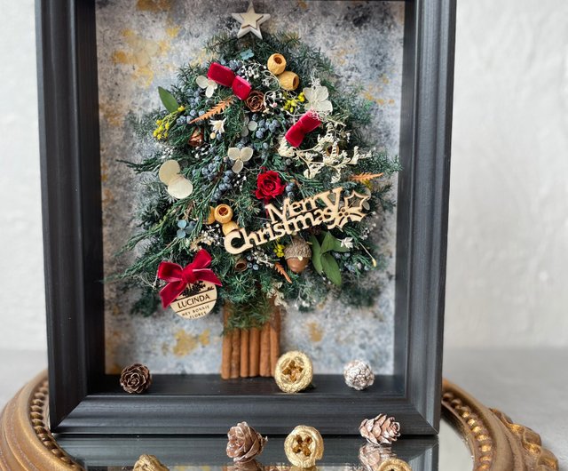 Merry Christmas Christmas Tree Frame Free Laser Engraving Custom Name Shop Heybonnieflores Dried Flowers Bouquets Pinkoi