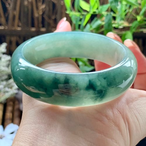 Good Morning Studio 冰種 天然翡翠 緬甸 A玉 玉鐲 • 冰種厚壓飄花翡翠福鐲