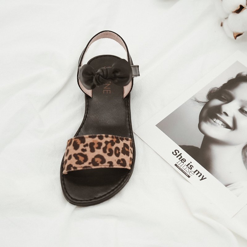Taiwan handmade shoes children leopard print sandals black bow flat shoes leopard sandal - Kids' Shoes - Other Materials 