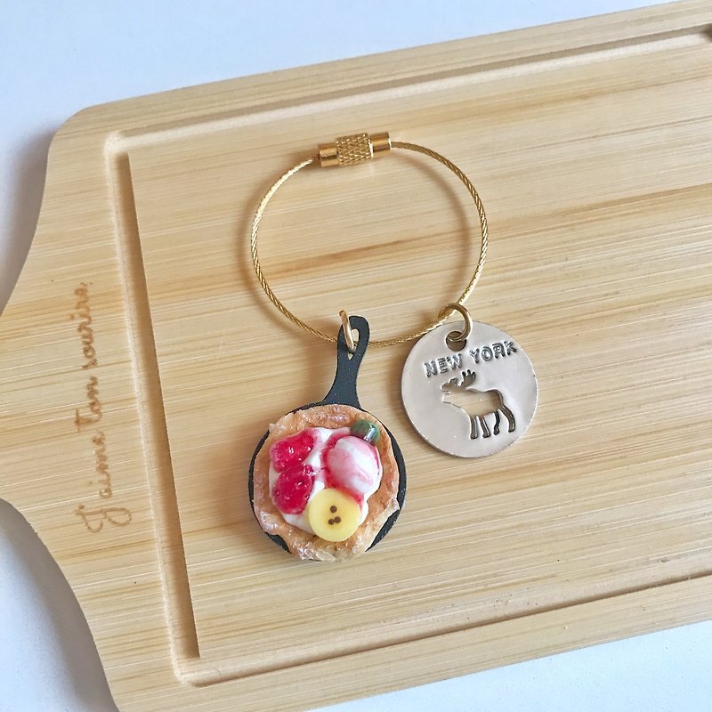key ring / miniature bread / banana - Keychains - Clay 