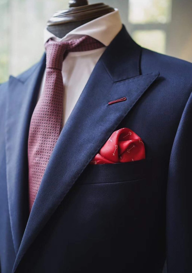 WEIXUWANG Silk pocket square - Handkerchiefs & Pocket Squares - Silk Red