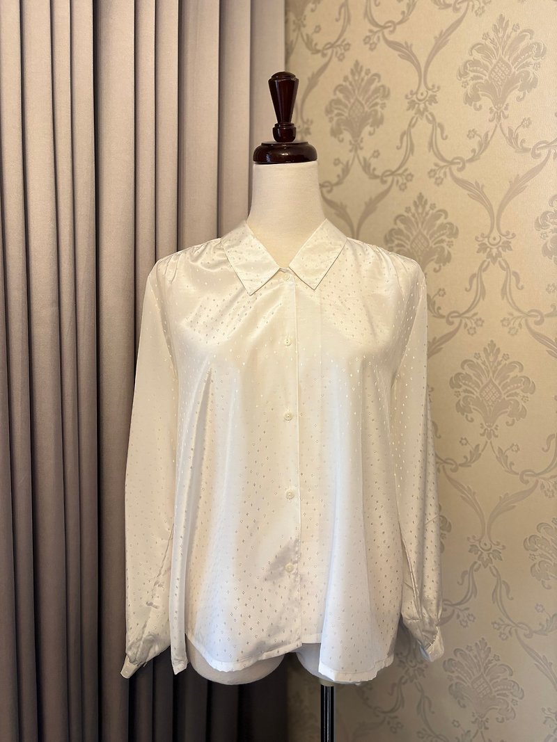 Alice poker pattern vintage shirt made in Japan - Women's Tops - Polyester White