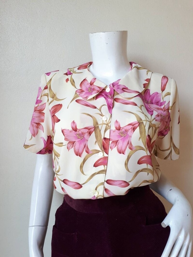 Vintage Floral Print Blouse Size 9 Medium - 女上衣/長袖上衣 - 聚酯纖維 