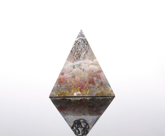 ピラミッドパワースト－ン❤️妖精と宇宙❤️‼️5cm