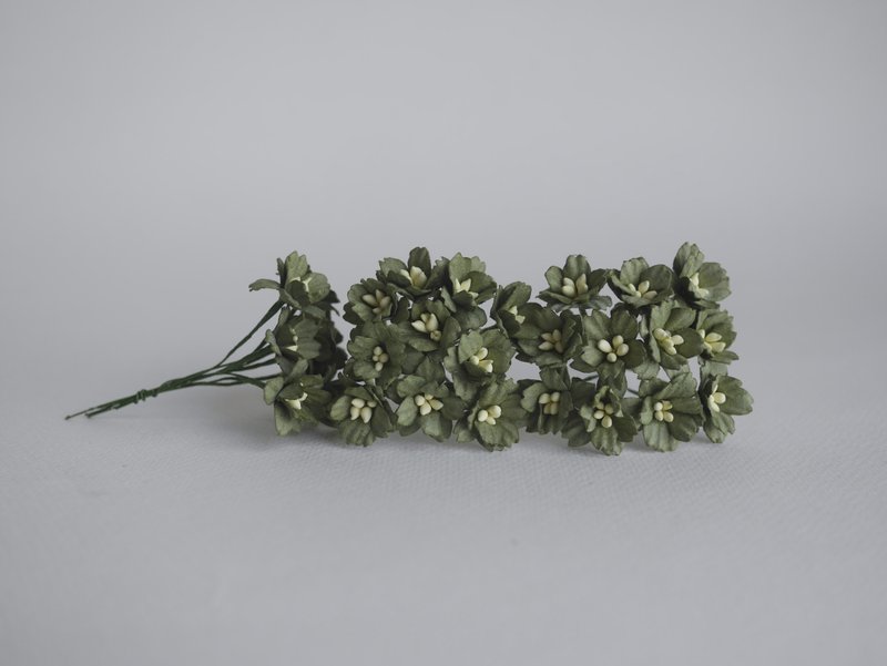 Paper flower, 50 pcs. small cherry blossom supplies, 2 cm. green army color. - 木工/竹藝/紙雕 - 紙 紫色