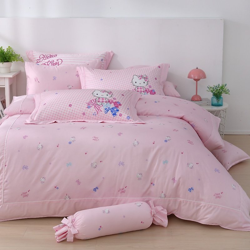 Hello Kitty-Bed and bag dual-purpose quilt set of four-bow tie-two colors-Made in Taiwan - Bedding - Cotton & Hemp 