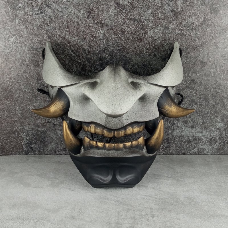 Black & Gray Samurai Hannya Mask: Wearable Kabuki Oni Mask, Wall Decor - 口罩/口罩收納套 - 塑膠 灰色
