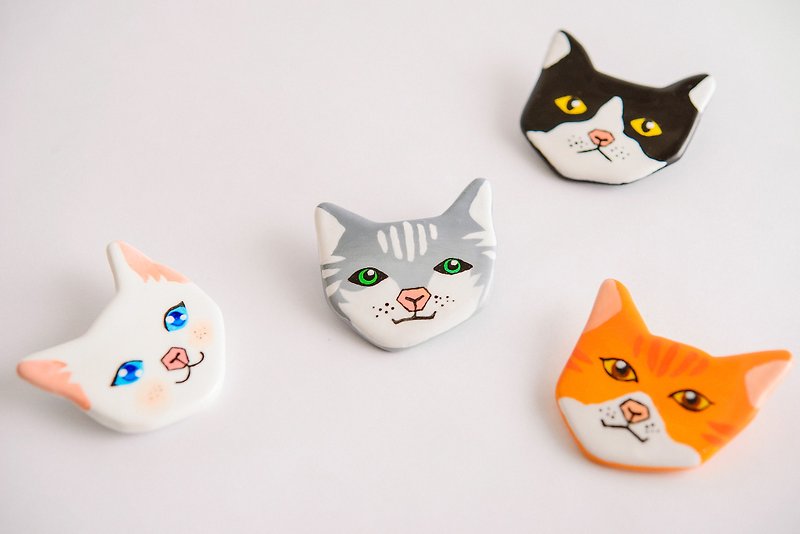 Pet hair baby cat series/ネコmeow pin/brooch - Brooches - Clay Multicolor