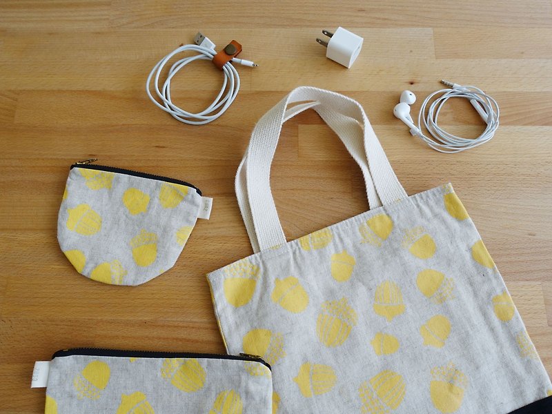 手工絹印 小物包  手提包  植物系列 橡實 - 手提包/手提袋 - 棉．麻 黃色