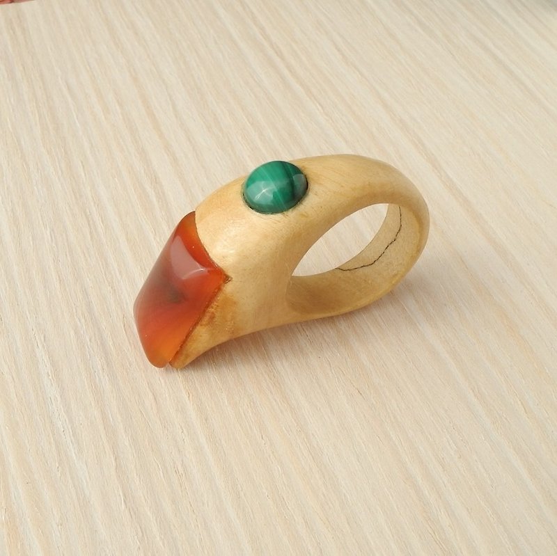Wood ring with carnelian and malachite - 戒指 - 木頭 多色